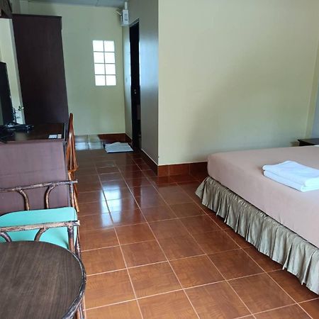 Ban Nam Mao Resort Nacsomtien Kültér fotó