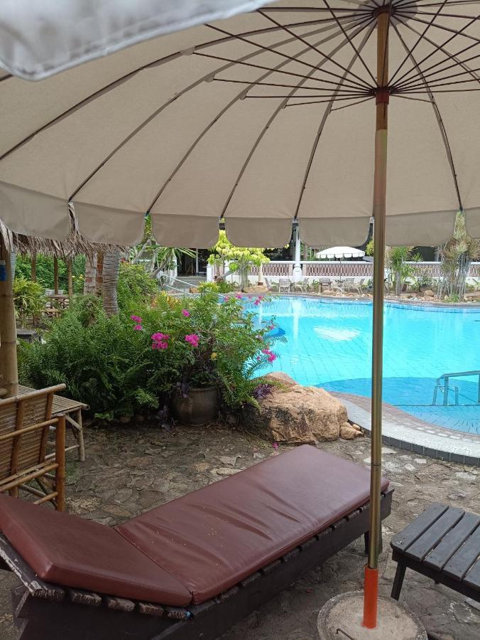 Ban Nam Mao Resort Nacsomtien Kültér fotó