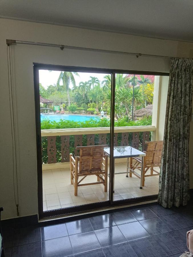Ban Nam Mao Resort Nacsomtien Kültér fotó