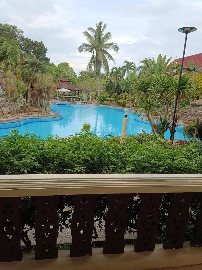 Ban Nam Mao Resort Nacsomtien Kültér fotó