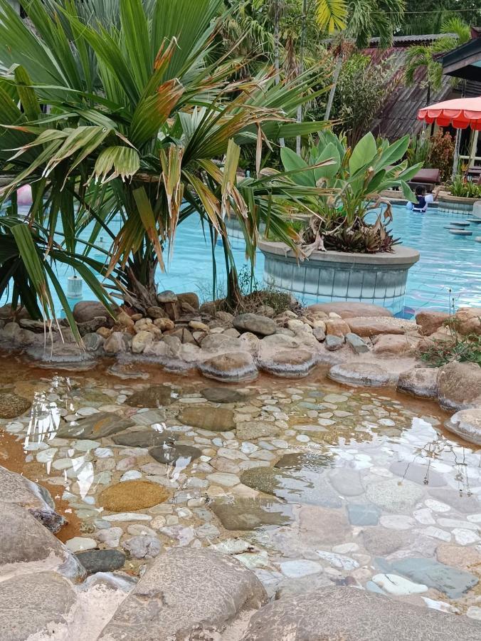 Ban Nam Mao Resort Nacsomtien Kültér fotó