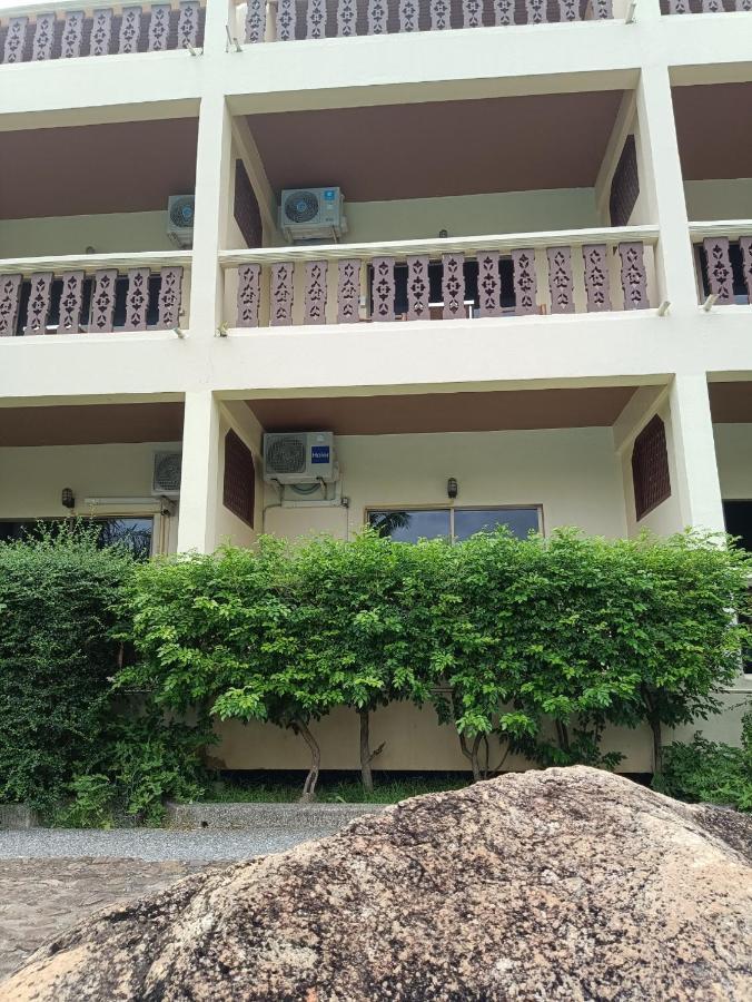 Ban Nam Mao Resort Nacsomtien Kültér fotó