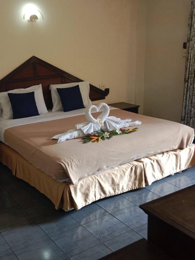 Ban Nam Mao Resort Nacsomtien Kültér fotó