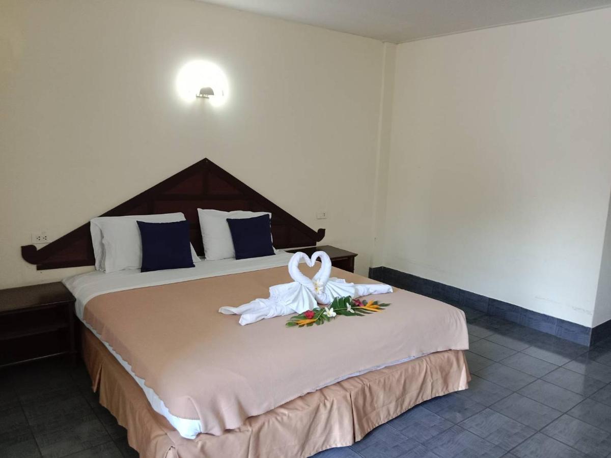Ban Nam Mao Resort Nacsomtien Kültér fotó