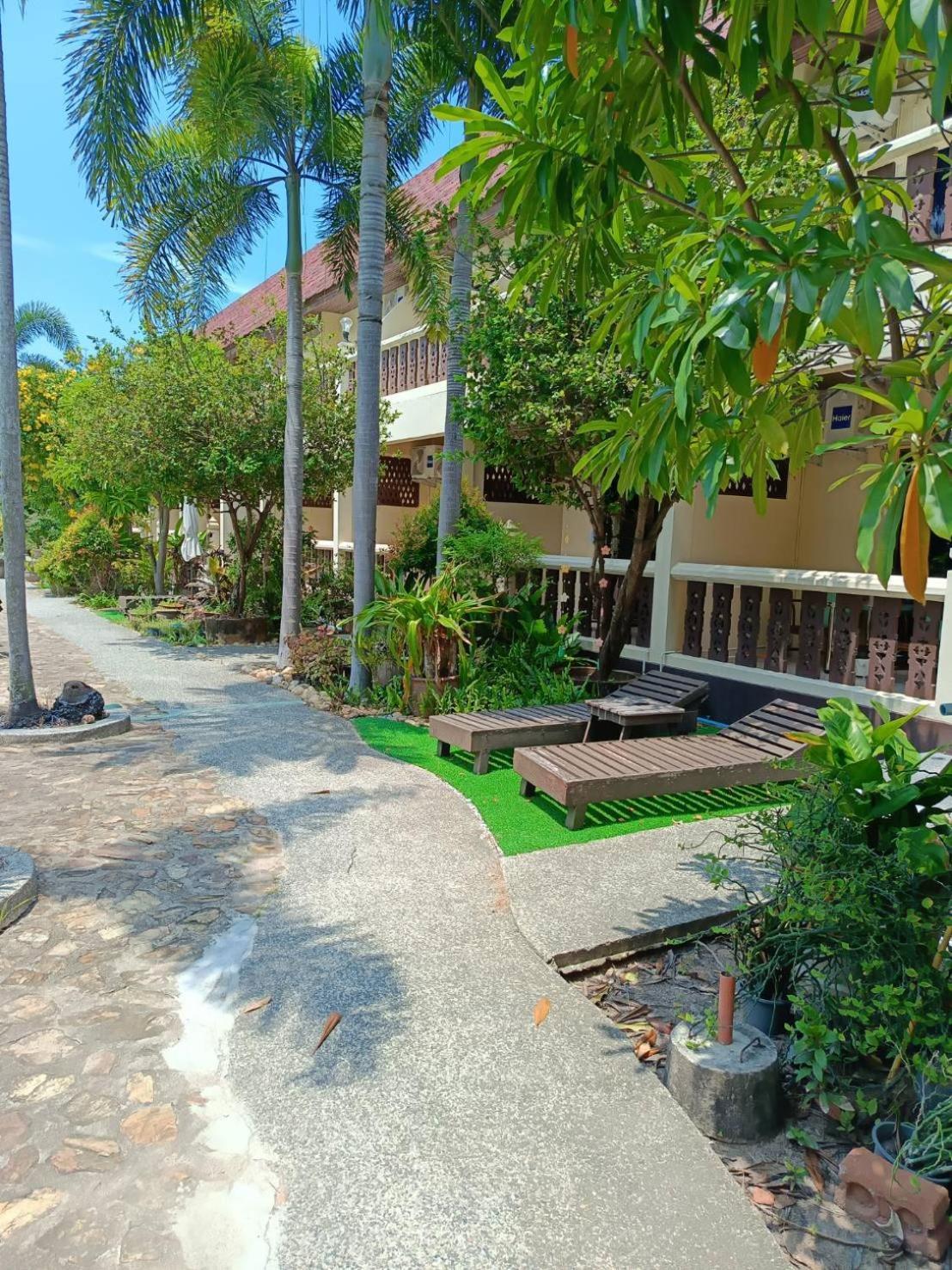 Ban Nam Mao Resort Nacsomtien Kültér fotó