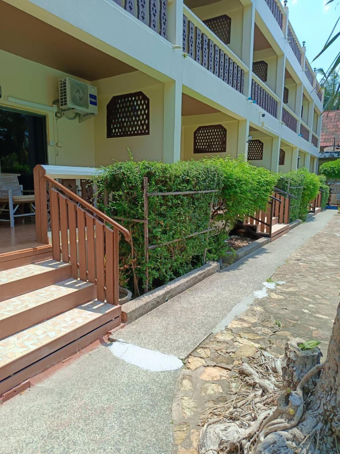 Ban Nam Mao Resort Nacsomtien Kültér fotó